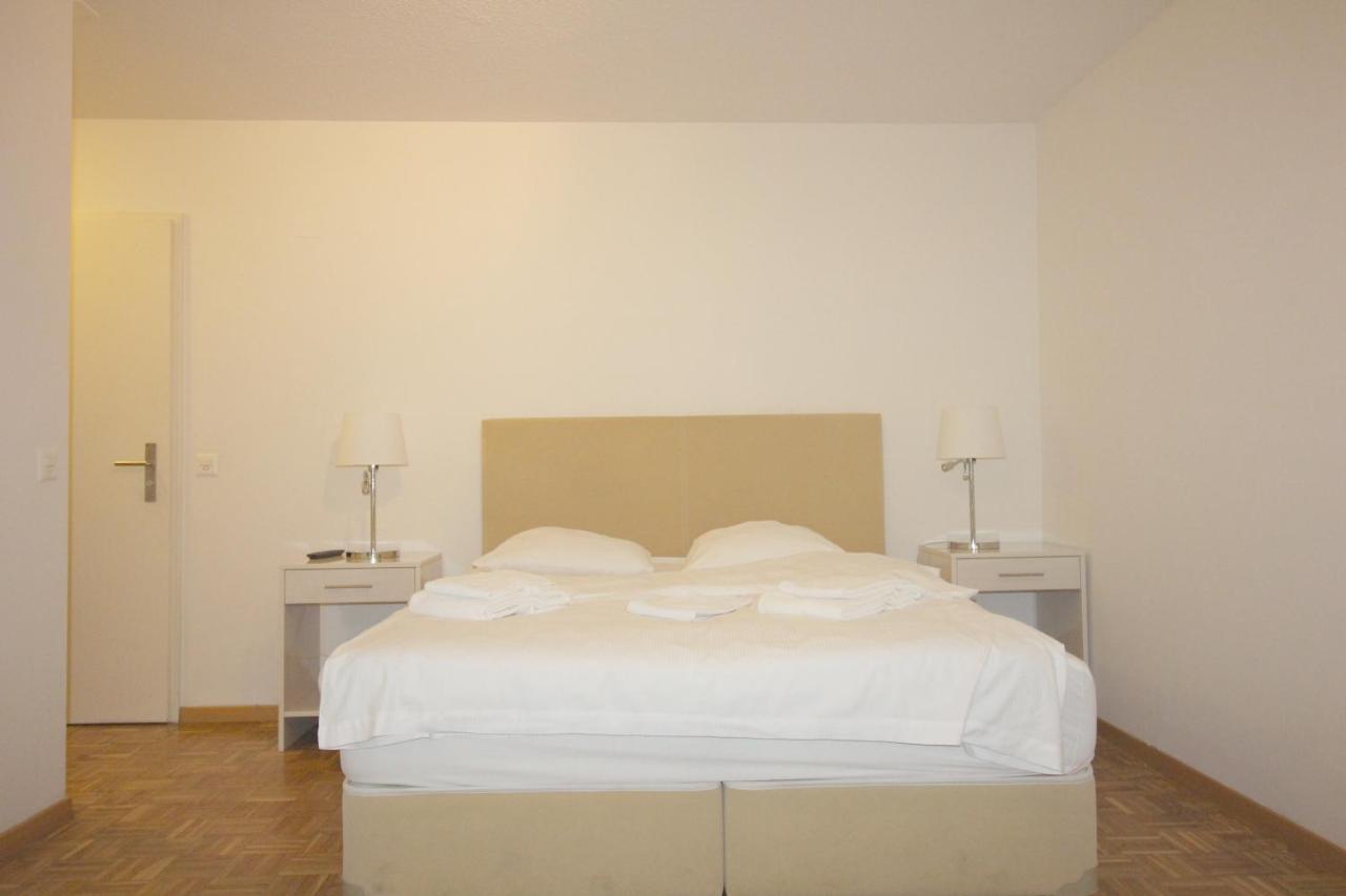 Swiss Star District 11 - Self Check-In Apartamento Zurique Exterior foto